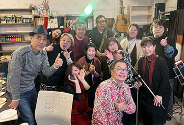 写真：テーブル席　2階