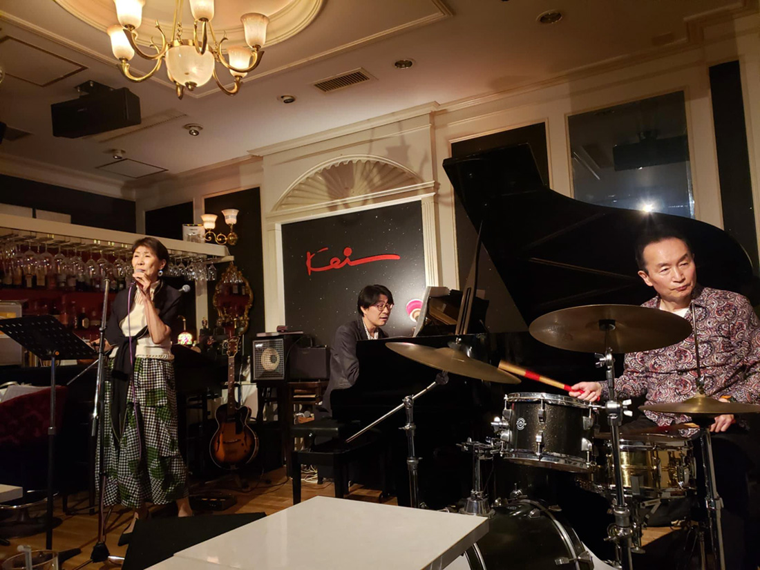 Live at Akasaka Kei